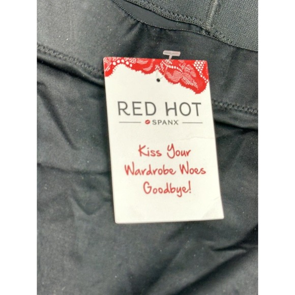 Women's RED HOT by SPANX Luxe & Lean Slimming Half Slip 10182R Medium Black NEW - Picture 2 of 4